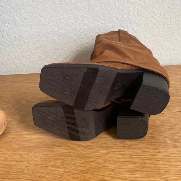 No Boundaries Brown Heeled Boots - Picture 4 of 4